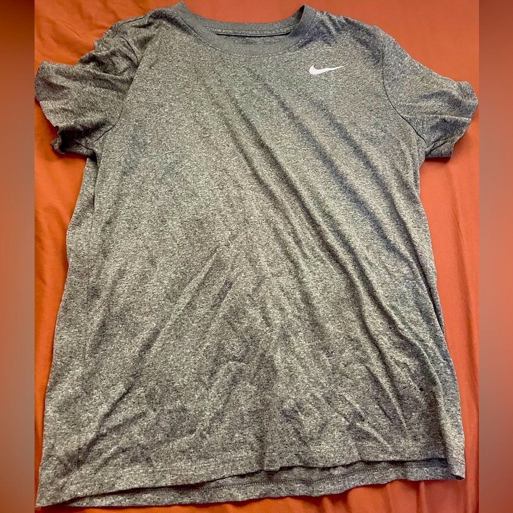 Women’s Size S Nike Dri-Fit Tee